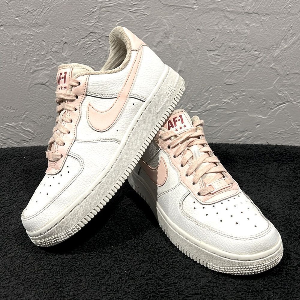 ❤️❤️ NIKE Air Force 1 '07 SE “Valentines Day” Sneakers‎ White/Pink Women Sz 7